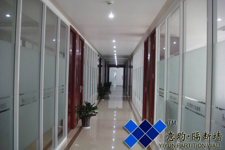 供应重庆单层玻璃隔断/重庆单玻隔断  